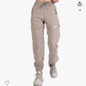 Taupe Women’s Hiking Pants size Large